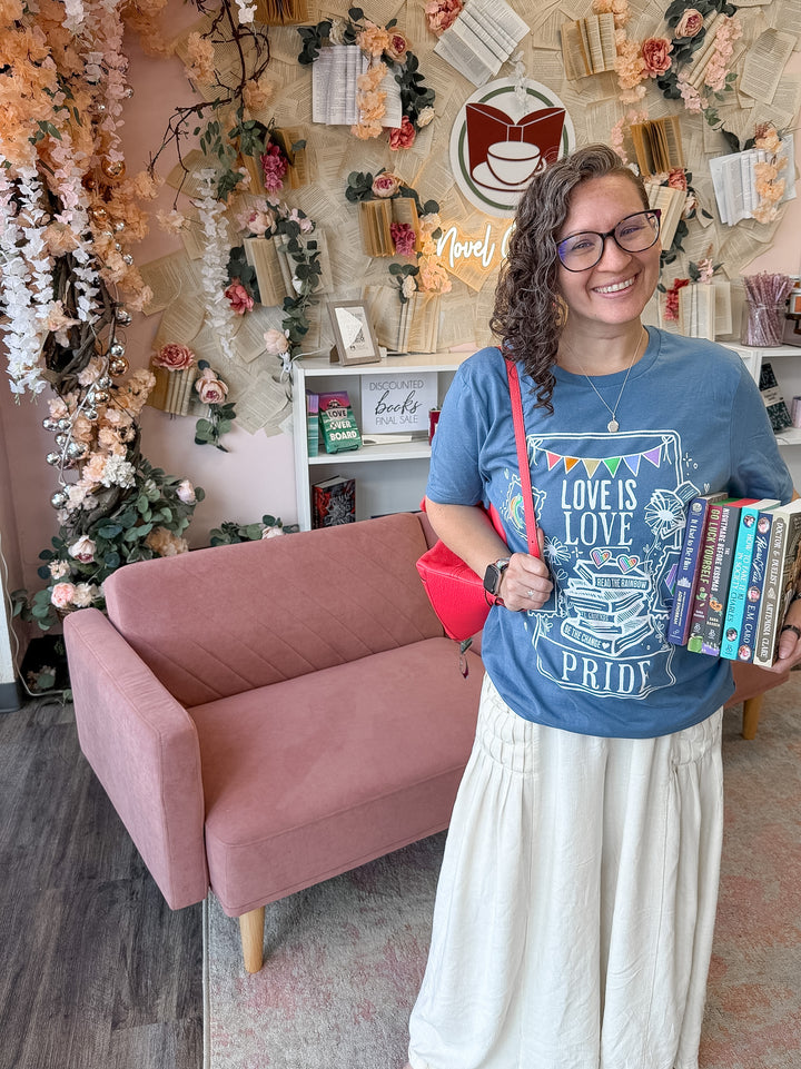 Novel Pride Tarot Unisex T-Shirt